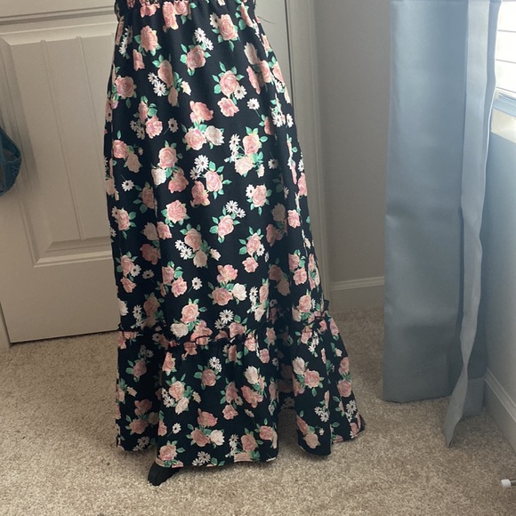 Black and Pink Flower Print Dress - Picture 2 of 7